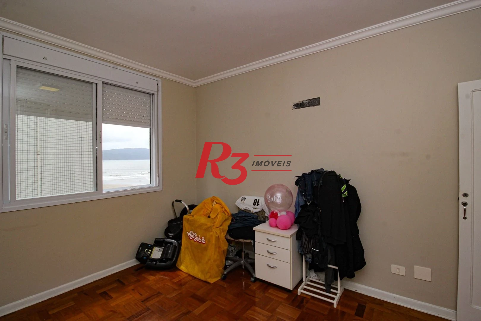 Apartamento com 3 dormitórios à venda, 196 m² por R$ 1.350.000,00 - José Menino - Santos/SP