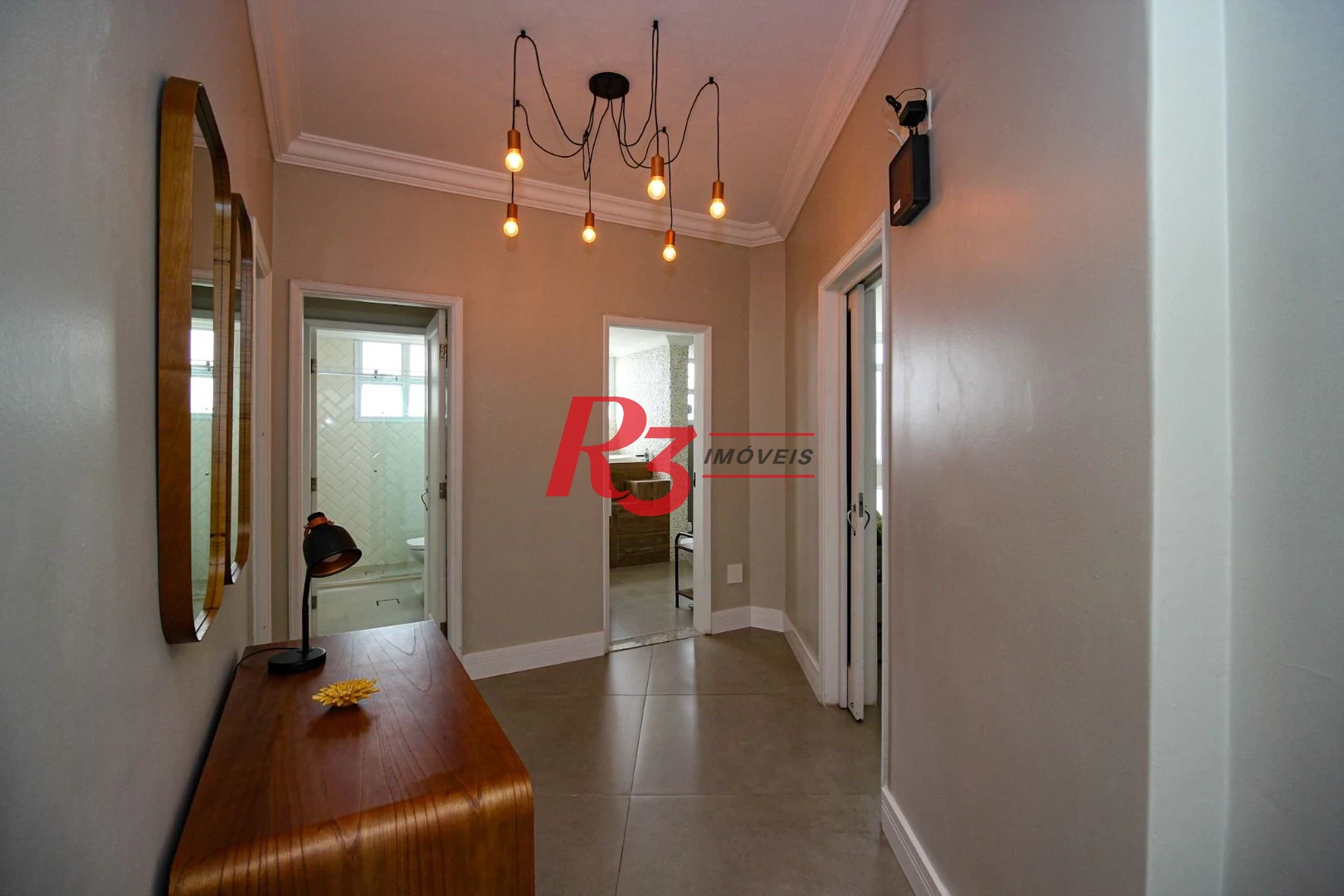 Apartamento com 3 dormitórios à venda, 196 m² por R$ 1.350.000,00 - José Menino - Santos/SP
