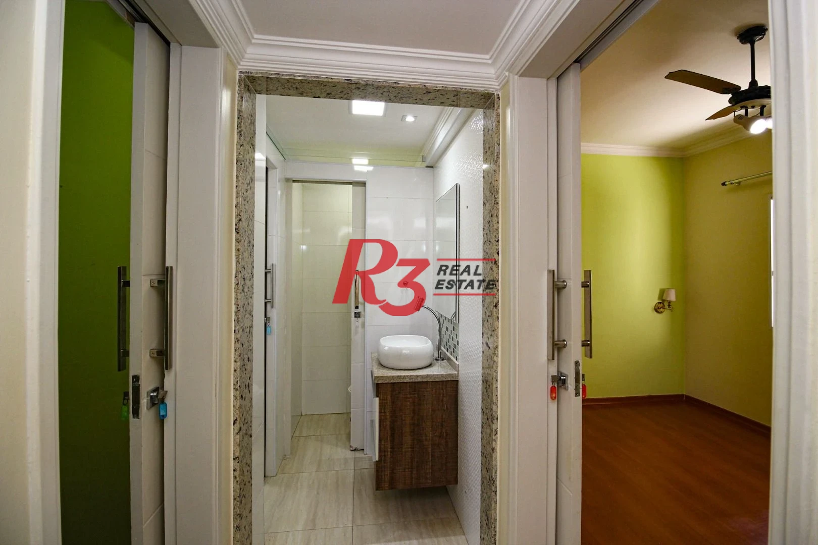 Apartamento com 1 dormitório à venda, 54 m² por R$ 499.900,00 - José Menino - Santos/SP