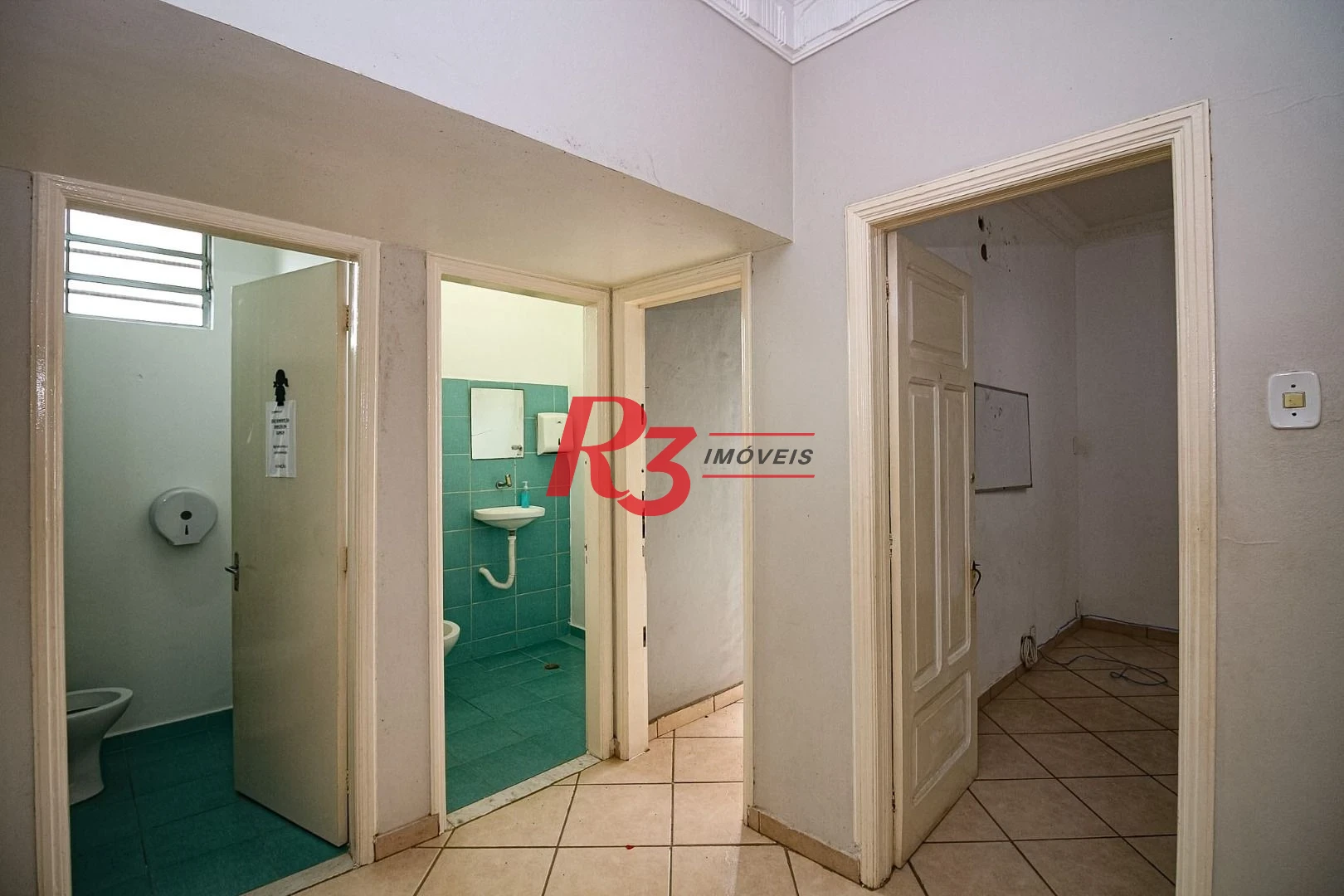 Sobrado, 300 m² - venda por R$ 2.700.000,00 ou aluguel por R$ 16.700,00/mês - Gonzaga - Santos/SP