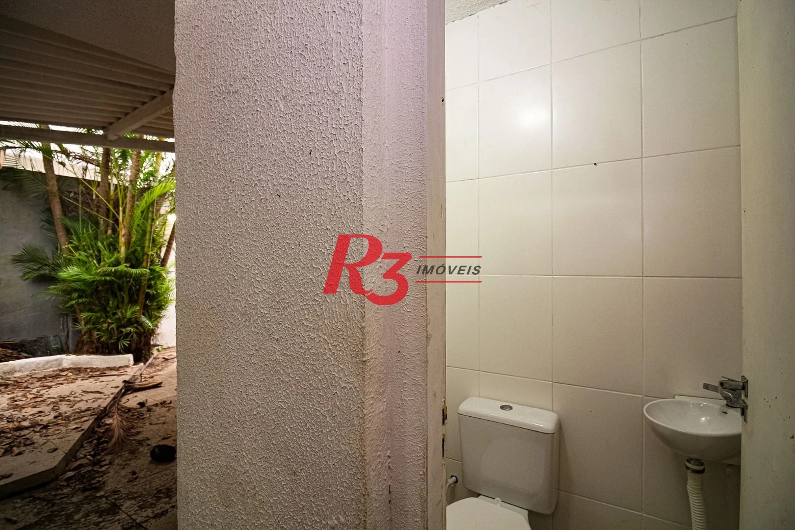 Sobrado, 300 m² - venda por R$ 2.700.000,00 ou aluguel por R$ 16.700,00/mês - Gonzaga - Santos/SP