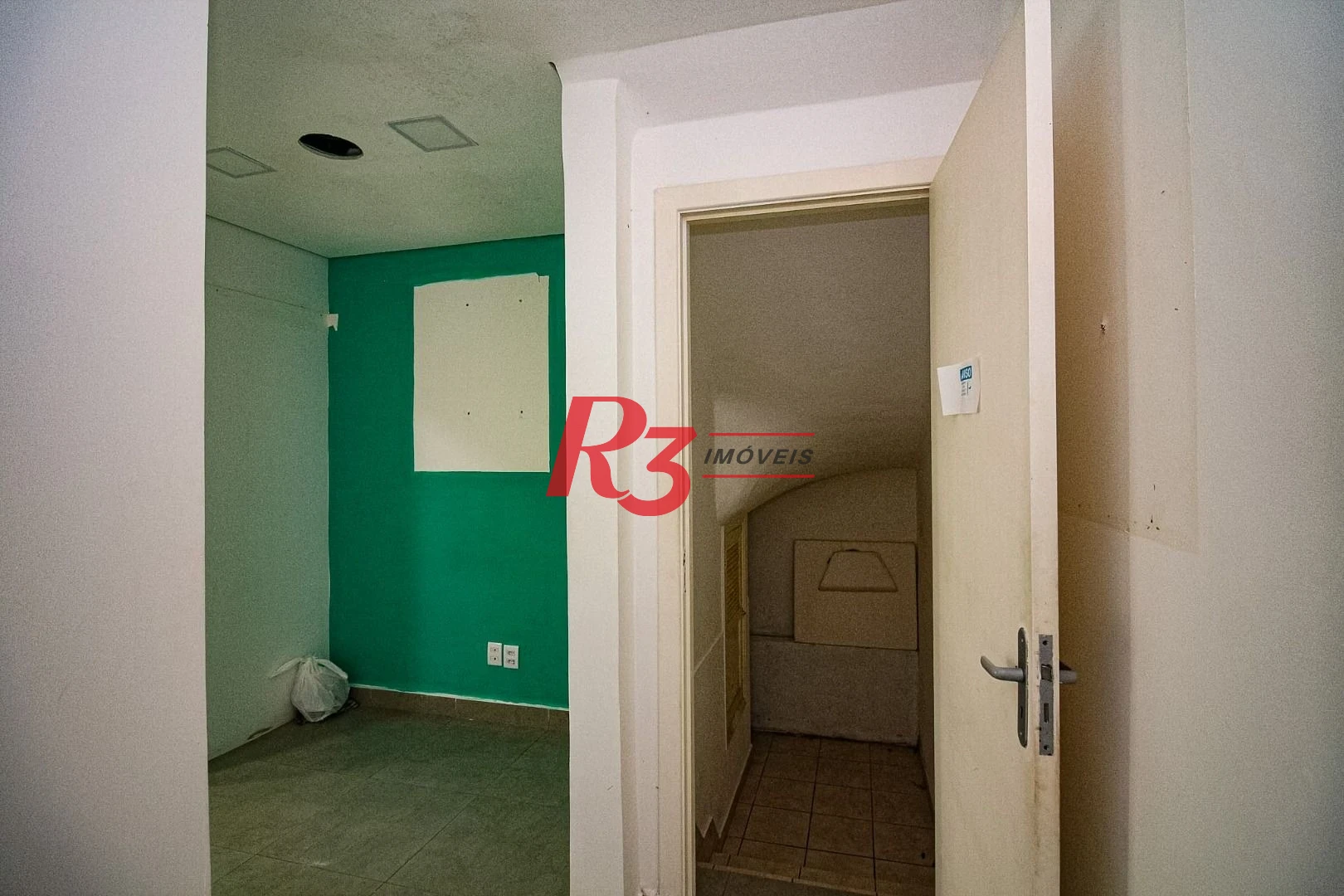 Sobrado, 300 m² - venda por R$ 2.700.000,00 ou aluguel por R$ 16.700,00/mês - Gonzaga - Santos/SP
