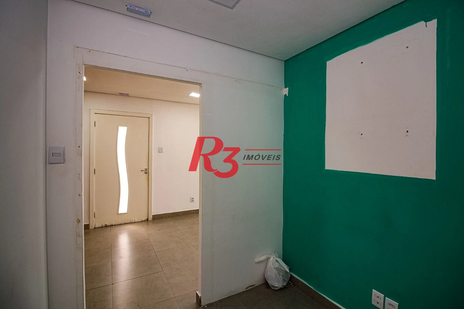 Sobrado, 300 m² - venda por R$ 2.700.000,00 ou aluguel por R$ 16.700,00/mês - Gonzaga - Santos/SP