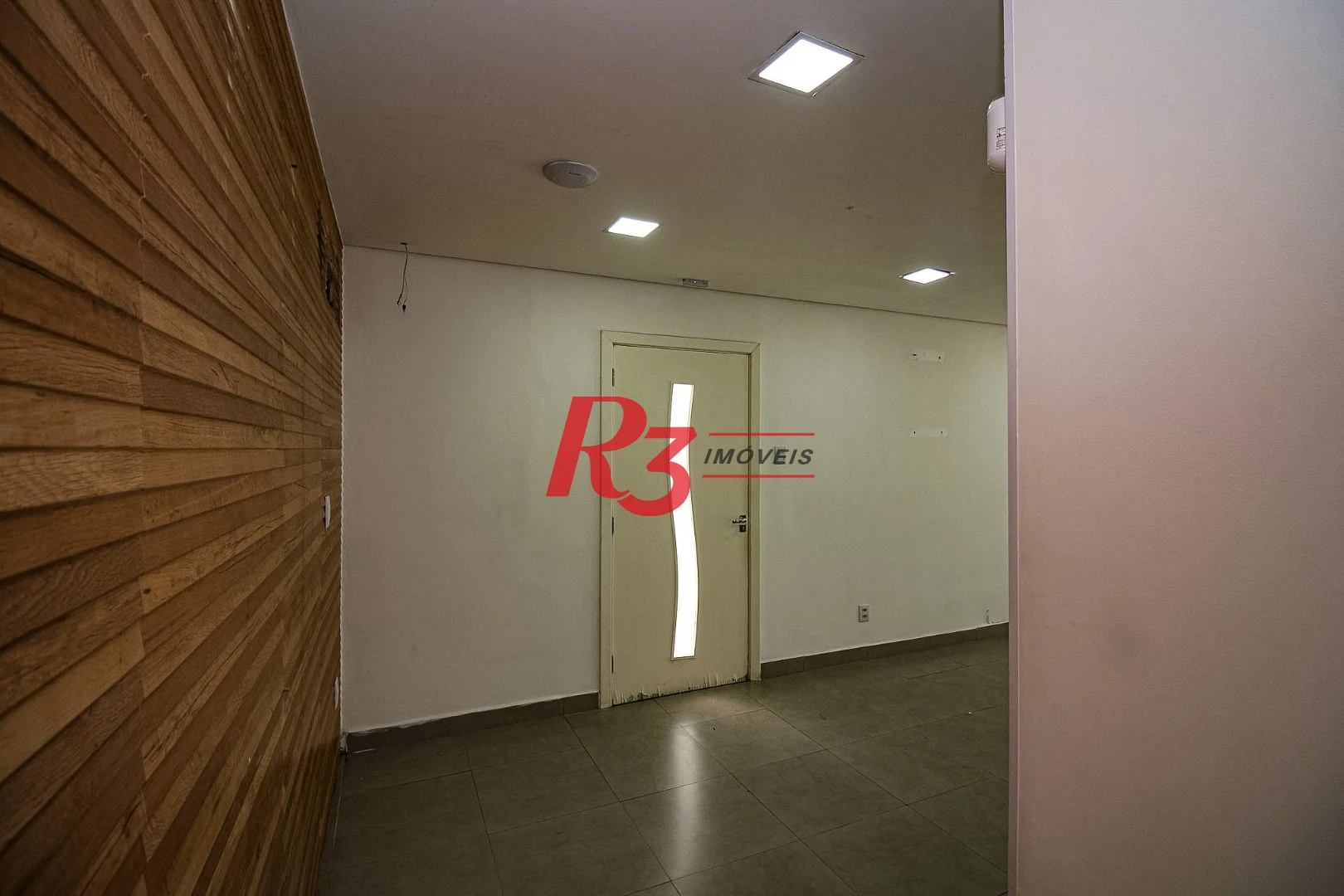 Sobrado, 300 m² - venda por R$ 2.700.000,00 ou aluguel por R$ 16.700,00/mês - Gonzaga - Santos/SP