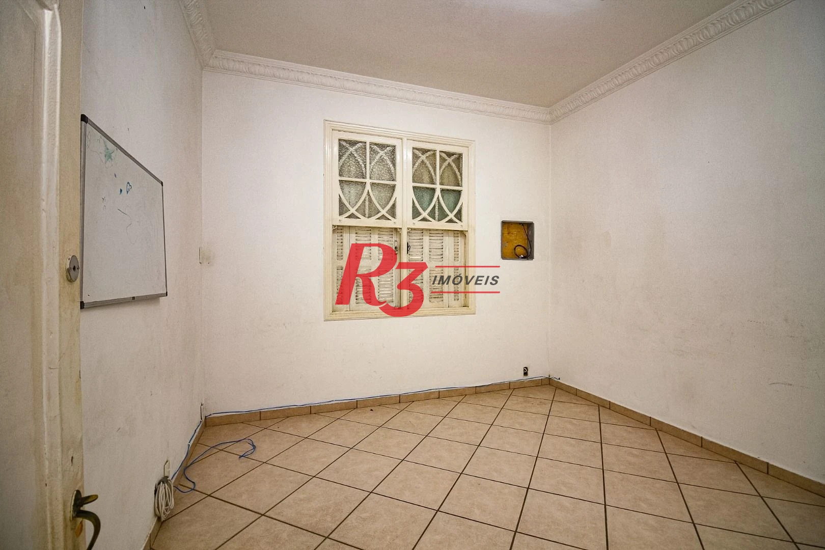 Sobrado, 300 m² - venda por R$ 2.700.000,00 ou aluguel por R$ 16.700,00/mês - Gonzaga - Santos/SP