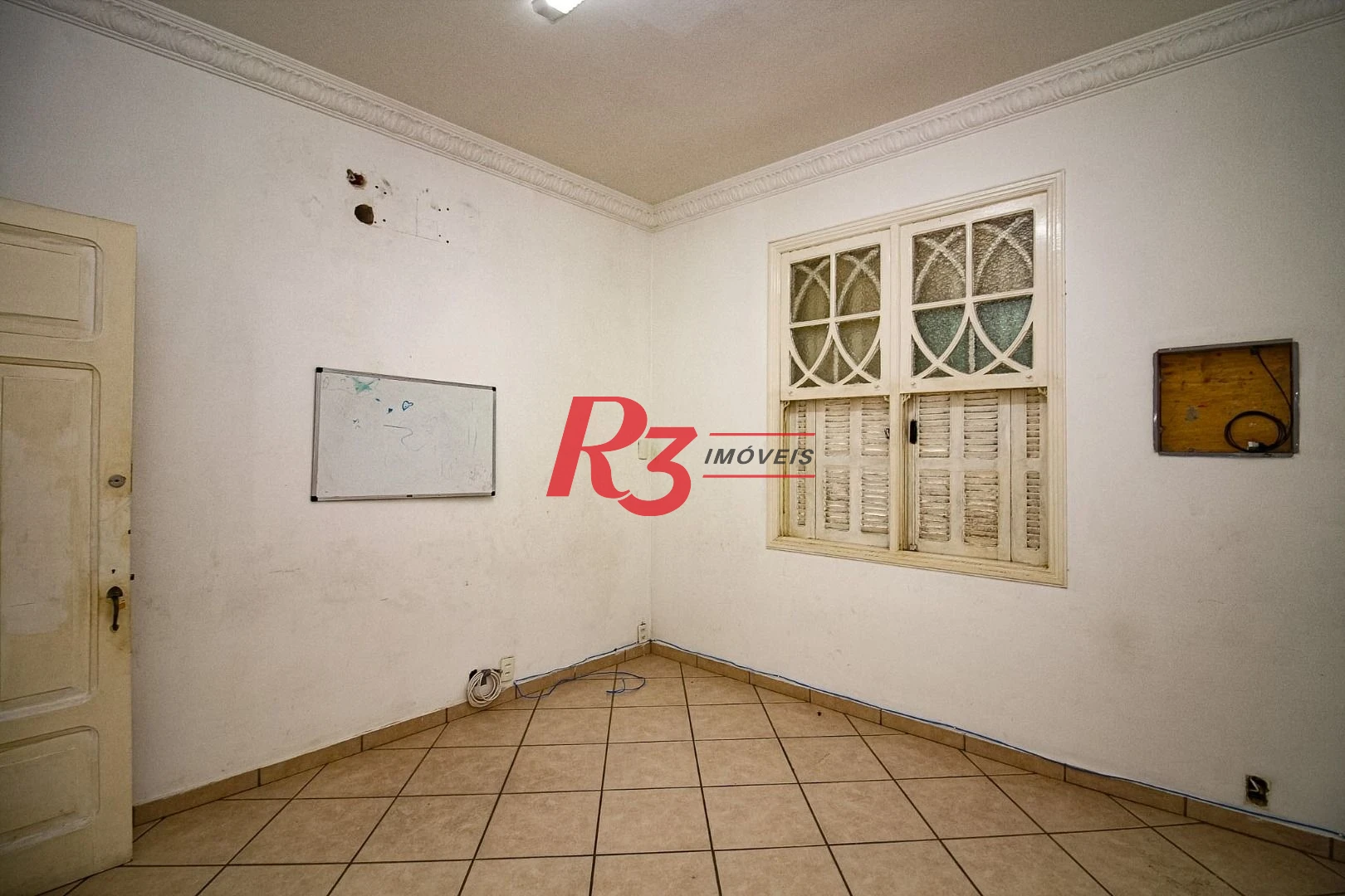 Sobrado, 300 m² - venda por R$ 2.700.000,00 ou aluguel por R$ 16.700,00/mês - Gonzaga - Santos/SP