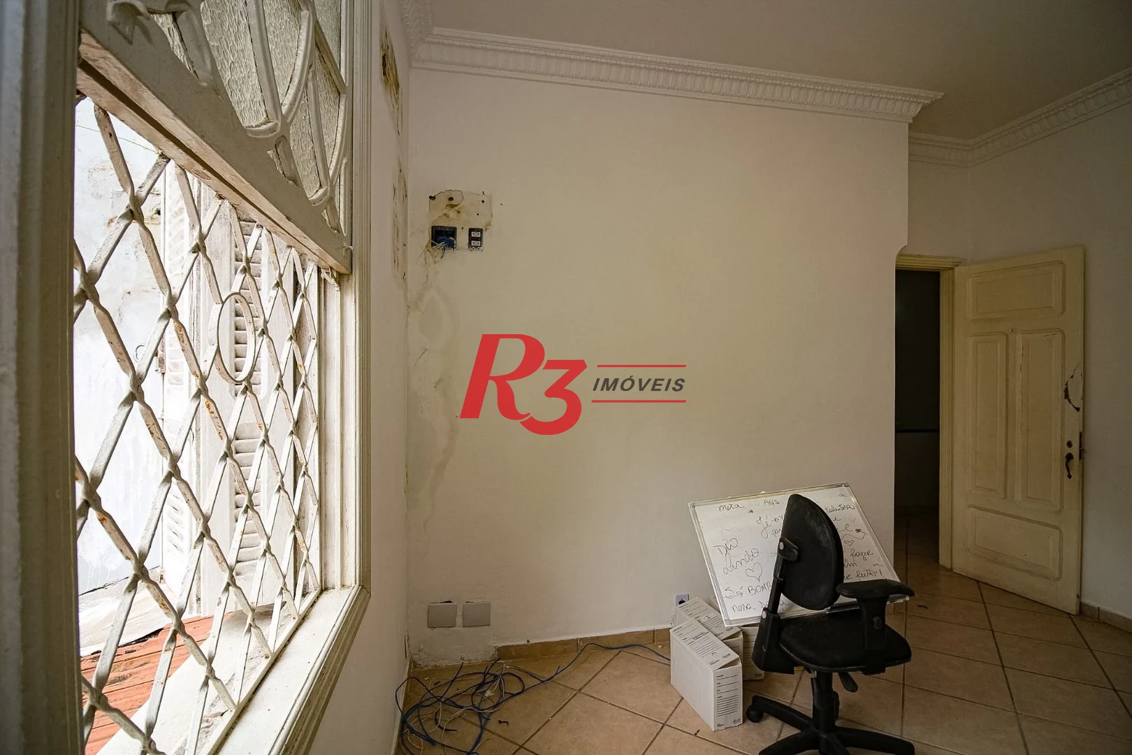 Sobrado, 300 m² - venda por R$ 2.700.000,00 ou aluguel por R$ 16.700,00/mês - Gonzaga - Santos/SP