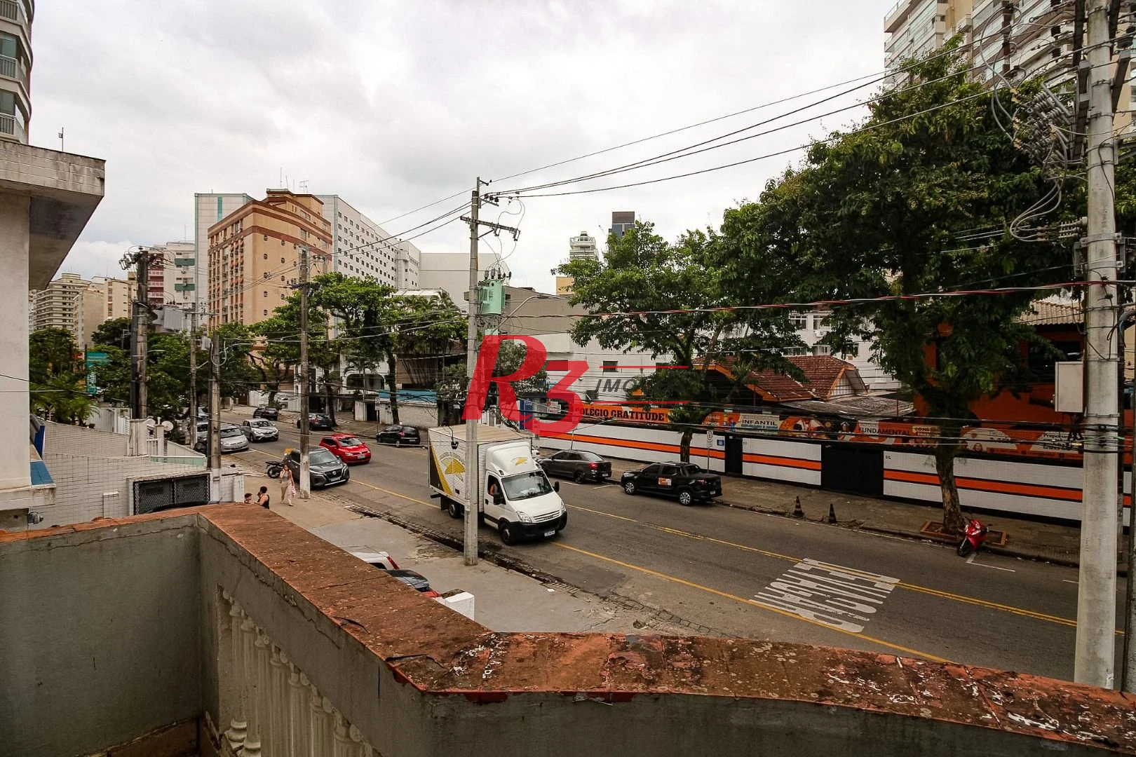Sobrado, 300 m² - venda por R$ 2.700.000,00 ou aluguel por R$ 16.700,00/mês - Gonzaga - Santos/SP