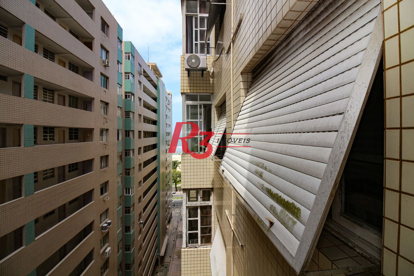 Apartamento com 1 dormitório à venda, 42 m² por R$ 290.000,00 - Pompéia - Santos/SP