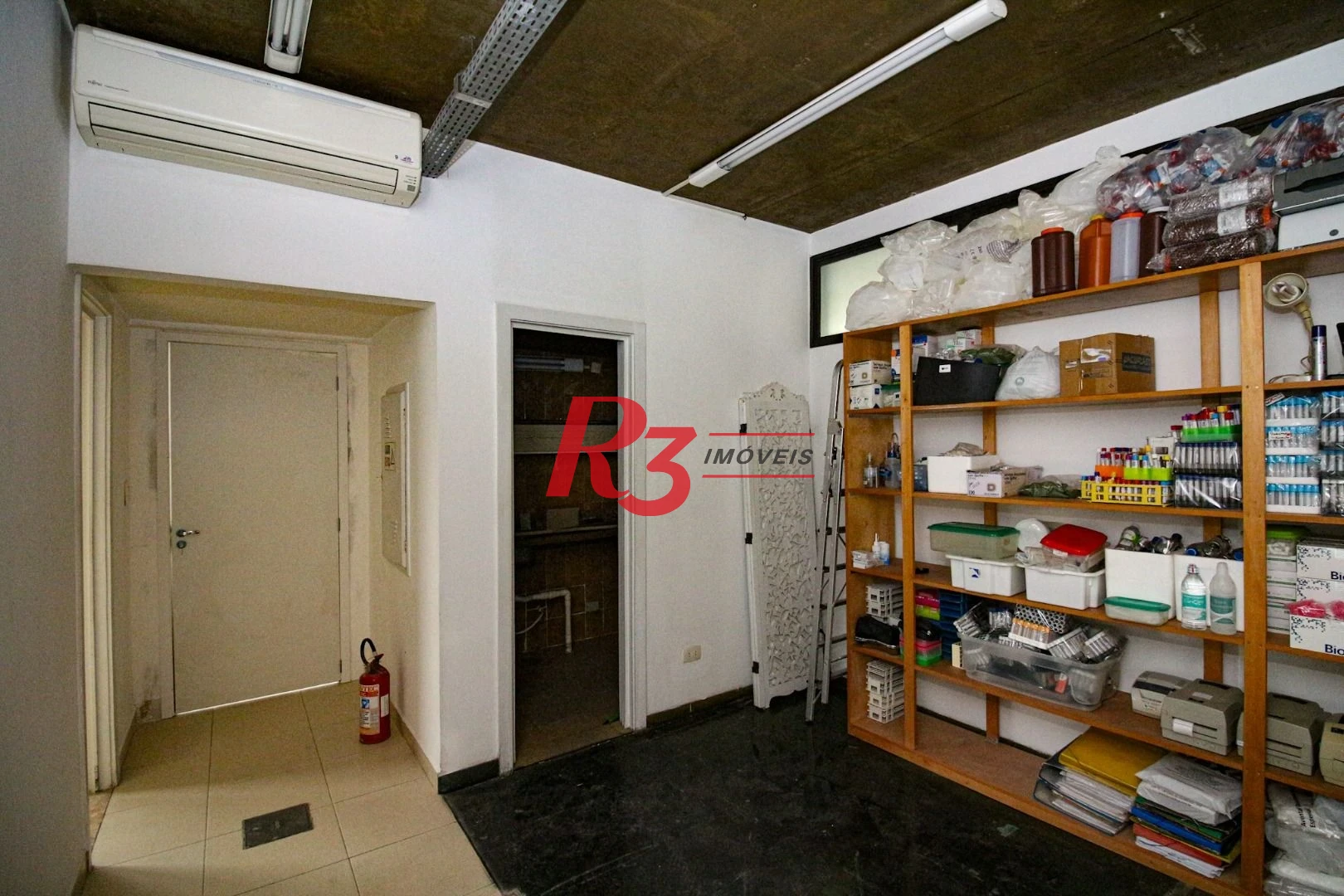 Sala para alugar, 100 m² por R$ 6.000,02/mês - Gonzaga - Santos/SP