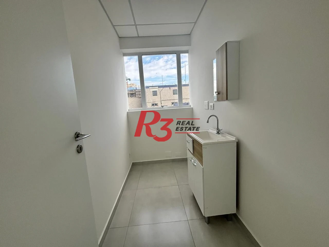 Sala para alugar, 104 m² por R$ 10.684,23/mês - Vila Matias - Santos/SP