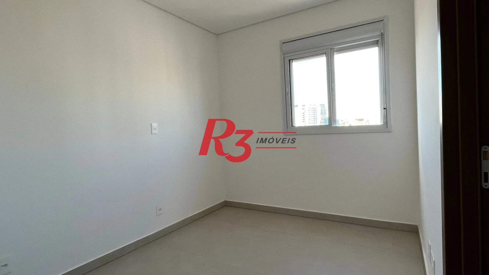 Apartamento com 2 dormitórios à venda, 74 m² por R$ 1.100.000,00 - Boqueirão - Santos/SP