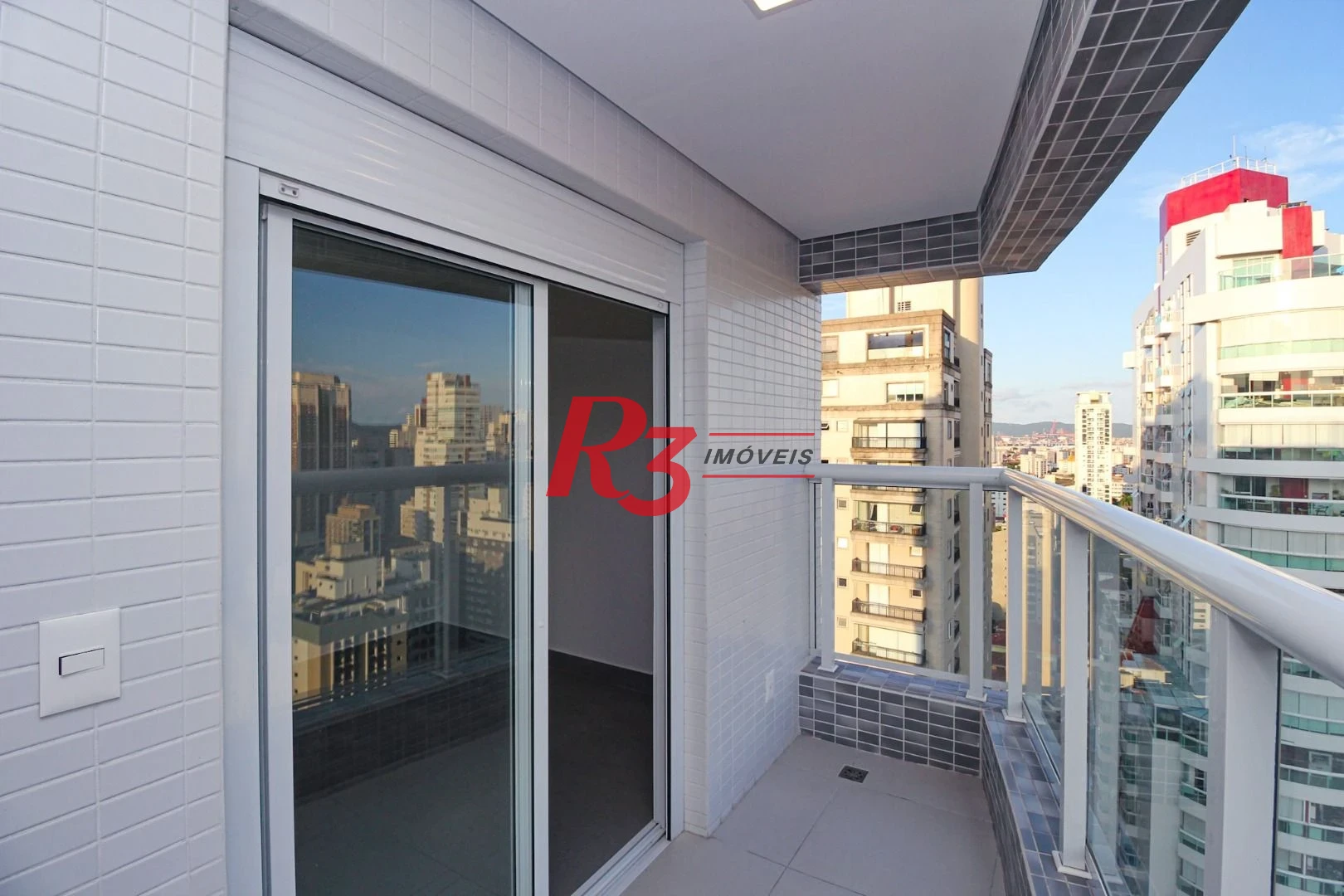 Apartamento com 2 dormitórios para alugar, 65 m² por R$ 6.900,00/mês - Vila Rica - Santos/SP