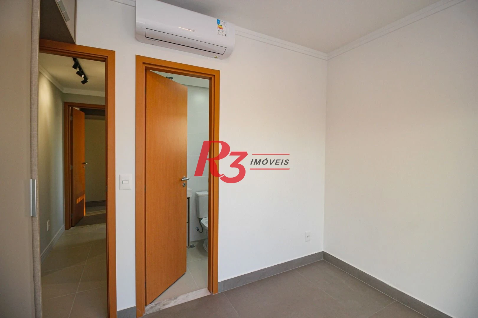 Apartamento com 2 dormitórios para alugar, 65 m² por R$ 6.900,00/mês - Vila Rica - Santos/SP