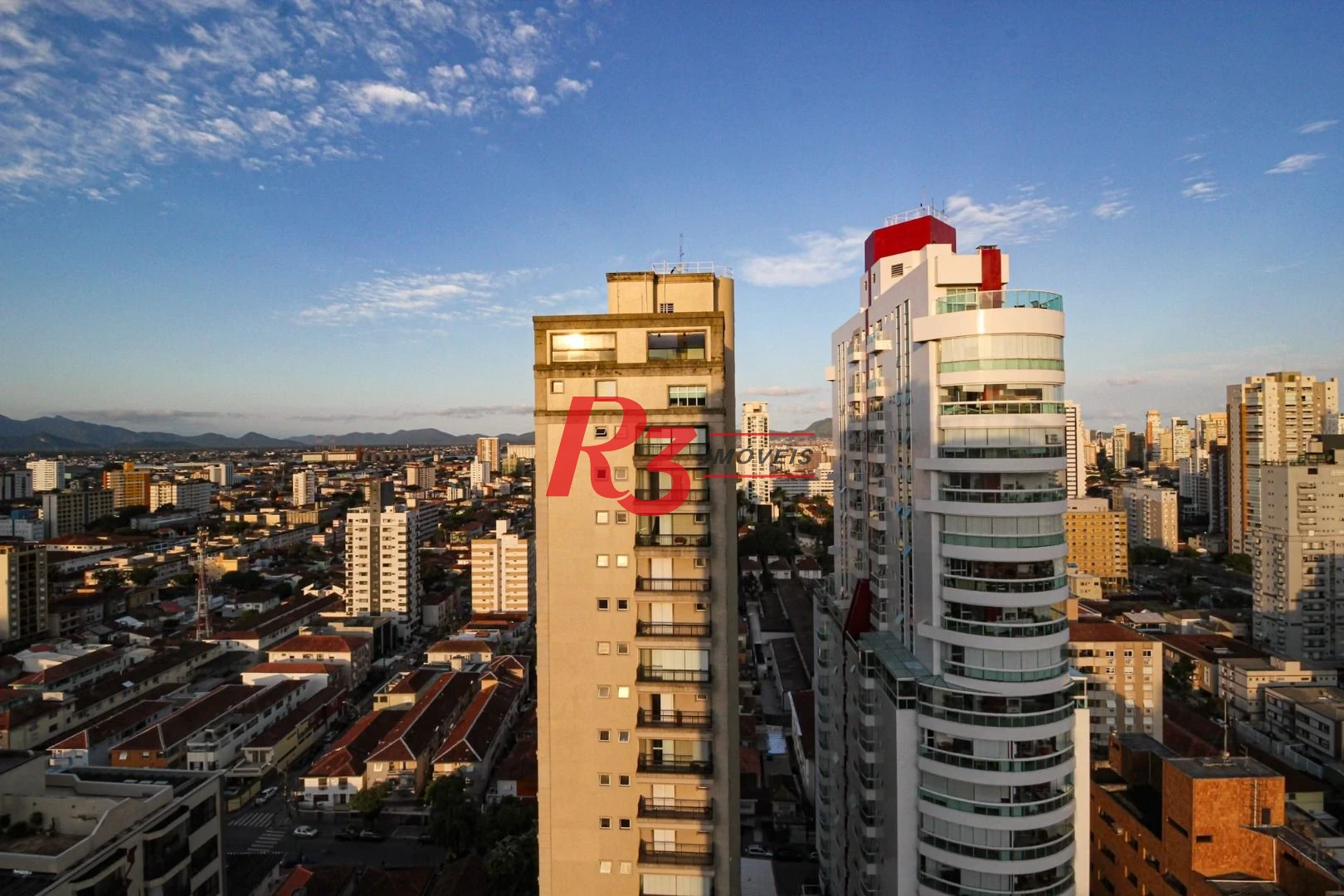 Apartamento com 2 dormitórios para alugar, 65 m² por R$ 6.900,00/mês - Vila Rica - Santos/SP