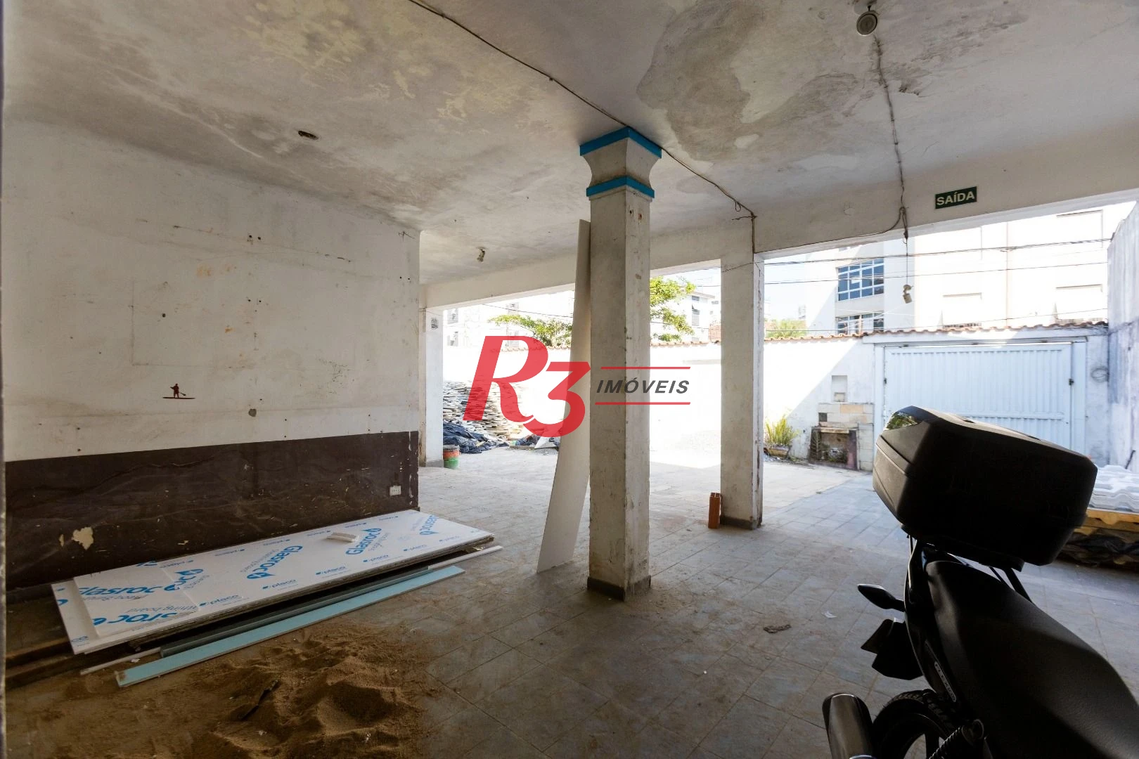 Sobrado com 4 dormitórios à venda, 258 m² por R$ 3.500.000,00 - Ponta da Praia - Santos/SP