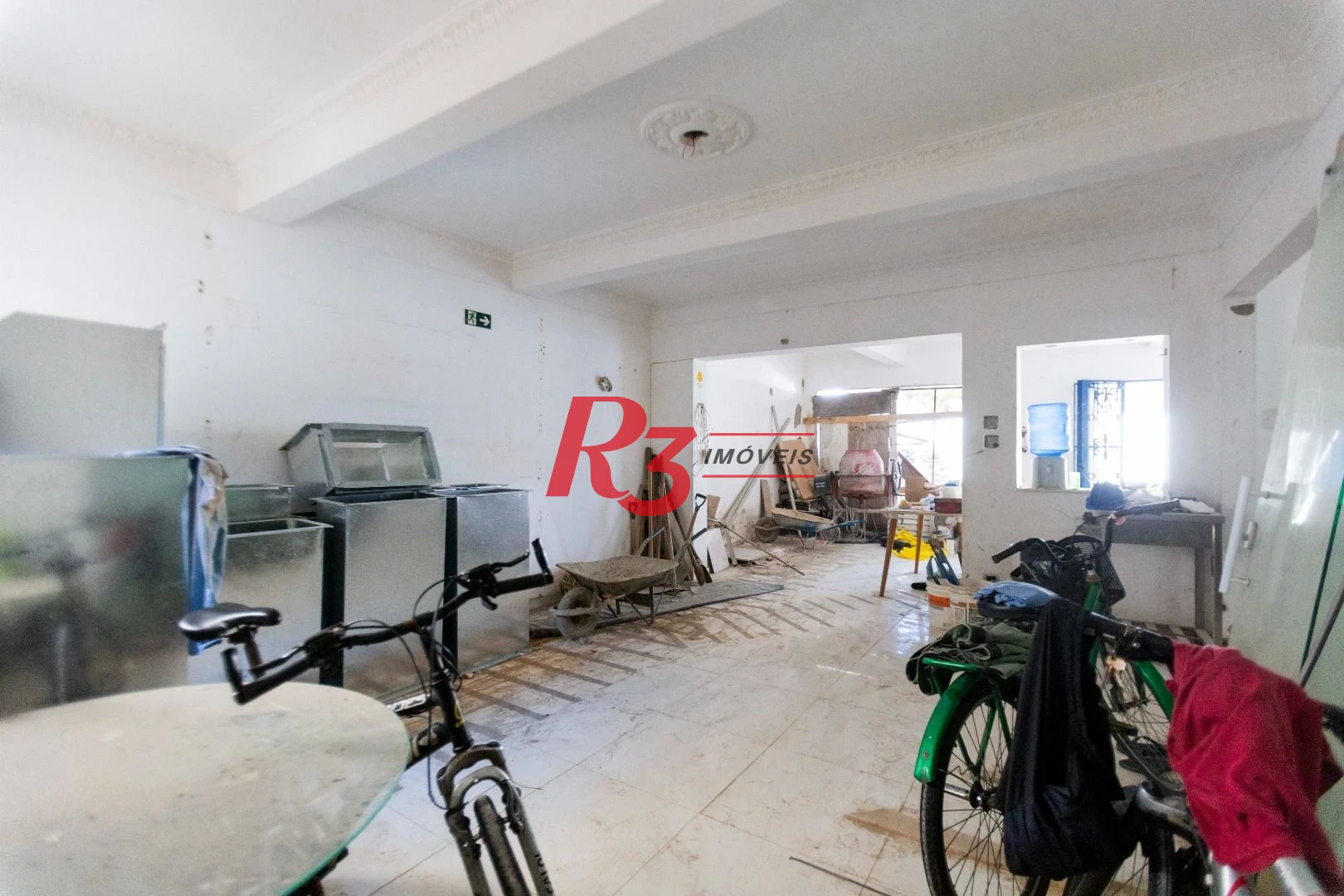 Sobrado com 4 dormitórios à venda, 258 m² por R$ 3.500.000,00 - Ponta da Praia - Santos/SP