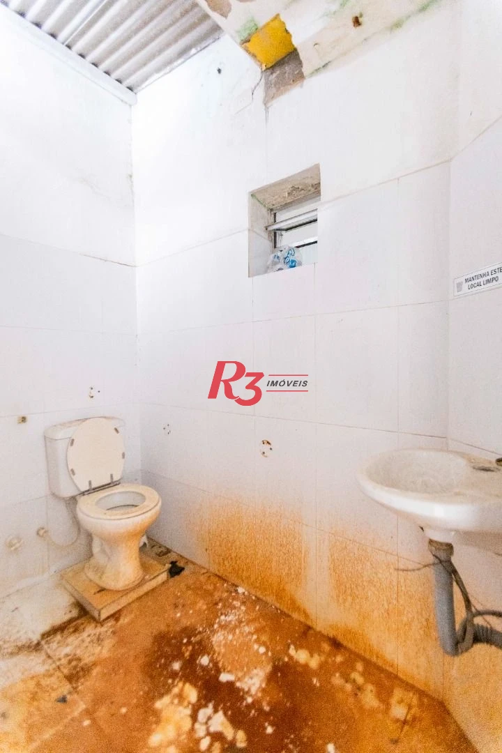Sobrado com 4 dormitórios à venda, 258 m² por R$ 3.500.000,00 - Ponta da Praia - Santos/SP