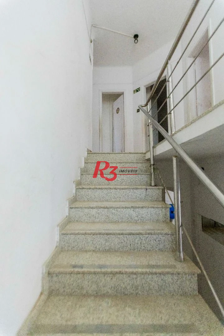 Sobrado com 4 dormitórios à venda, 258 m² por R$ 3.500.000,00 - Ponta da Praia - Santos/SP