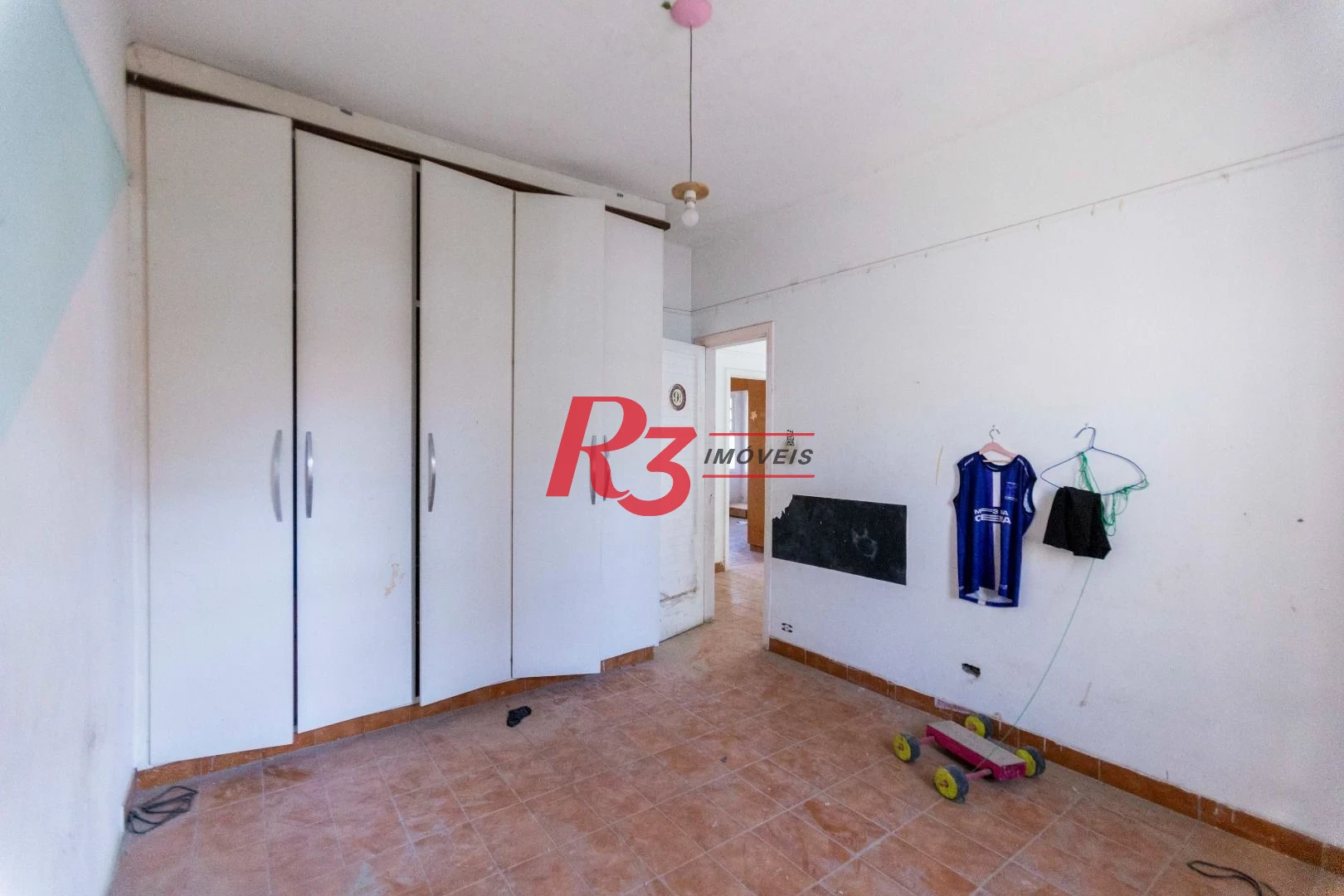 Sobrado com 4 dormitórios à venda, 258 m² por R$ 3.500.000,00 - Ponta da Praia - Santos/SP