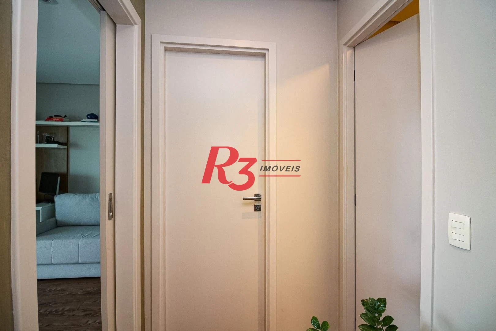 Encantador apto. frontal ao mar no Estanconfor Santos! 2 quartos, 100% reformado,  moderno, em localização espetacular em Santos!!