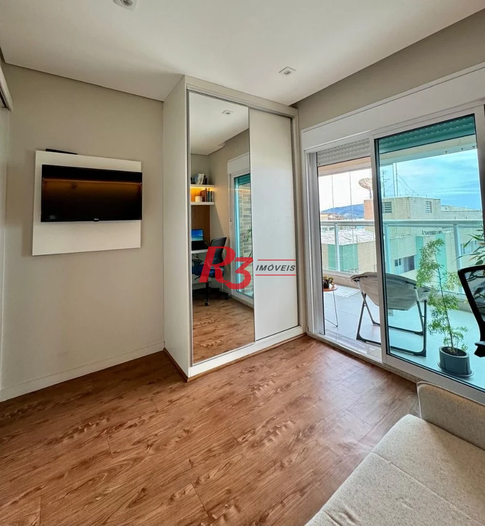 Encantador apto. frontal ao mar no Estanconfor Santos! 2 quartos, 100% reformado,  moderno, em localização espetacular em Santos!!