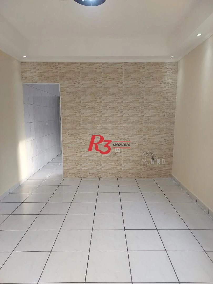 R3 REAL ESTATE VENDE! Apartamento com 2 dormitórios, suíte com sacada à venda, 74 m² por R$ 270.000 - Parque São Vicente - São Vicente/SP