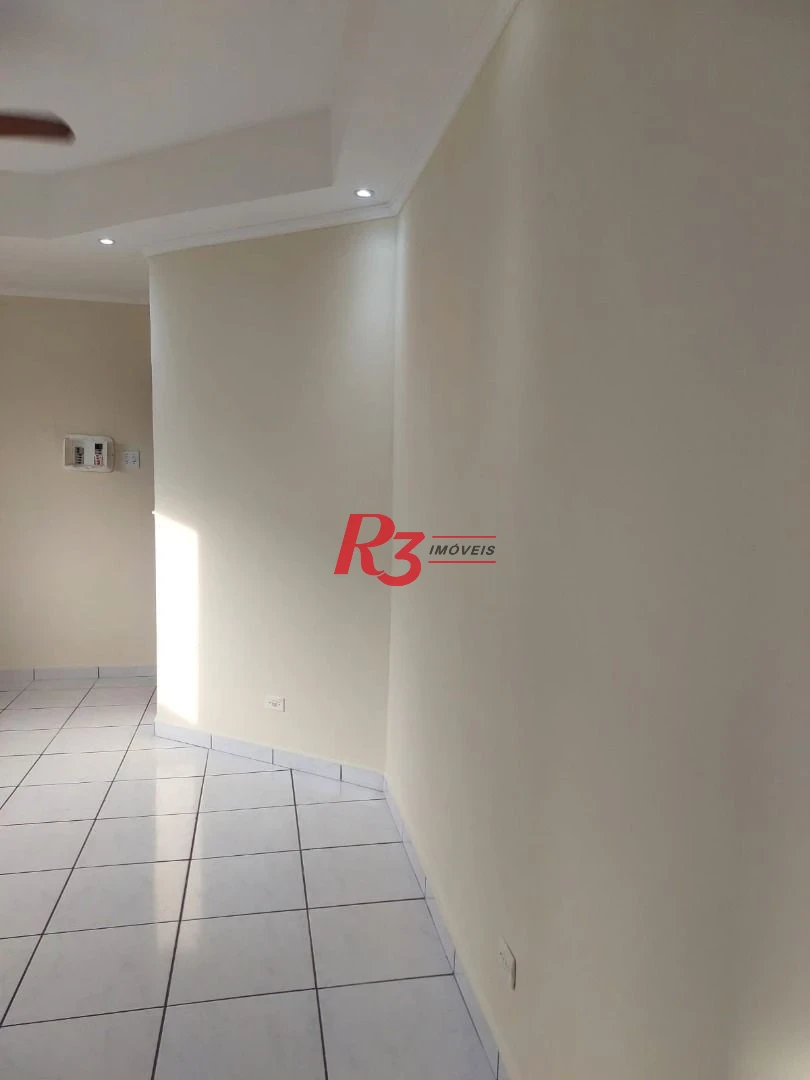 R3 REAL ESTATE VENDE! Apartamento com 2 dormitórios, suíte com sacada à venda, 74 m² por R$ 270.000 - Parque São Vicente - São Vicente/SP