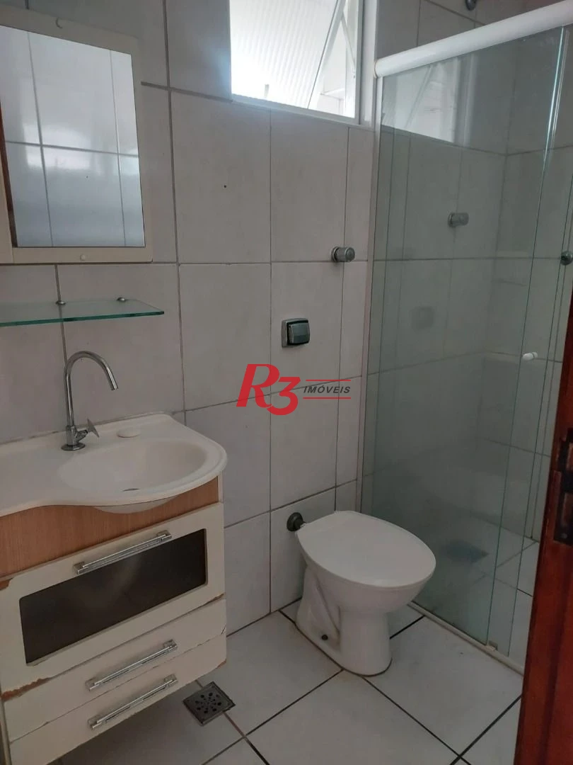 R3 REAL ESTATE VENDE! Apartamento com 2 dormitórios, suíte com sacada à venda, 74 m² por R$ 270.000 - Parque São Vicente - São Vicente/SP