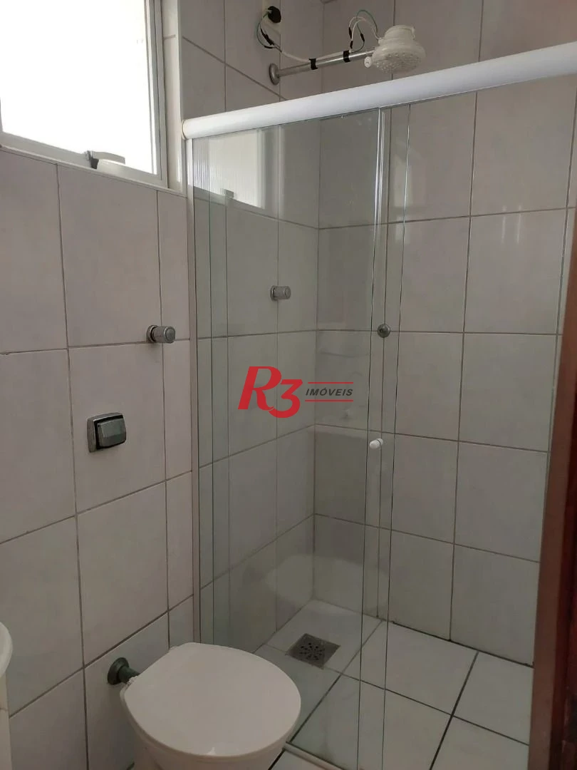 R3 REAL ESTATE VENDE! Apartamento com 2 dormitórios, suíte com sacada à venda, 74 m² por R$ 270.000 - Parque São Vicente - São Vicente/SP