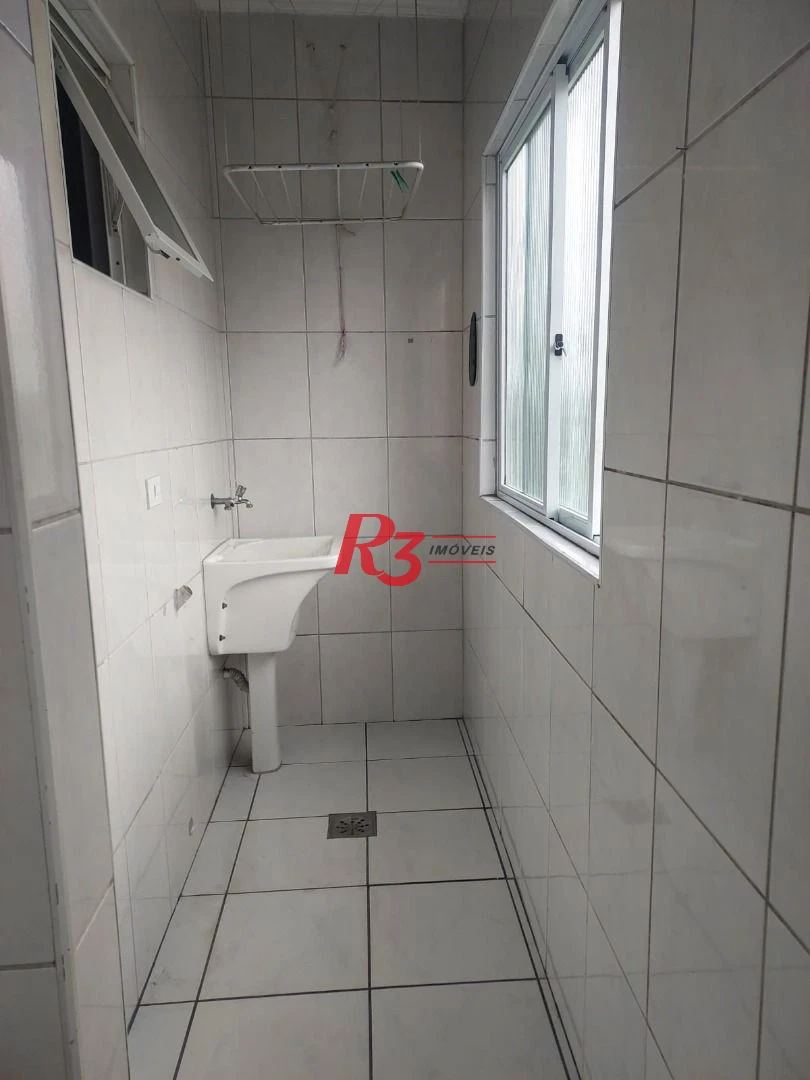 R3 REAL ESTATE VENDE! Apartamento com 2 dormitórios, suíte com sacada à venda, 74 m² por R$ 270.000 - Parque São Vicente - São Vicente/SP