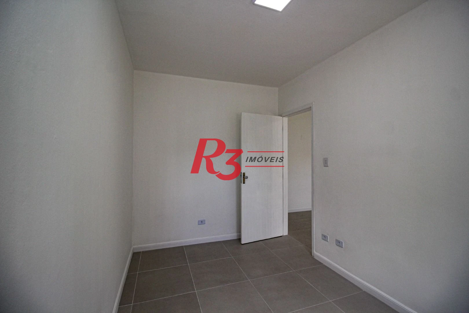 Apartamento à venda, 77 m² por R$ 380.000,00 - Macuco - Santos/SP