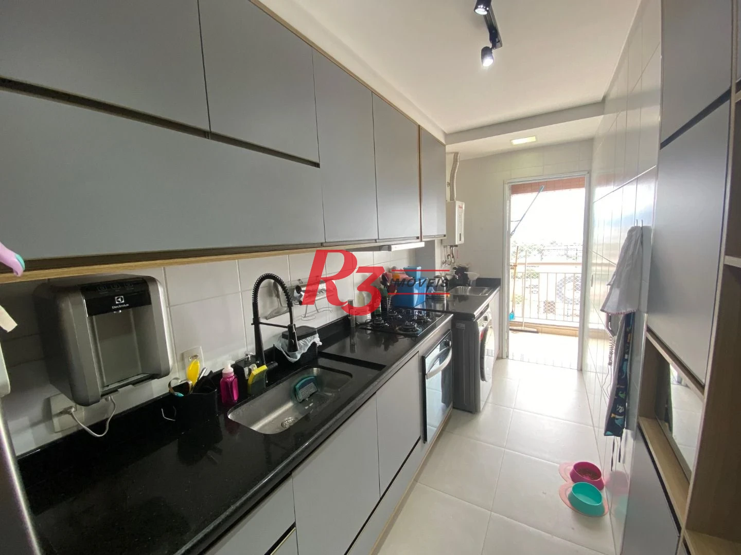 Apartamento com 2 dormitórios à venda, 82 m² por R$ 725.000,00 - Estuário - Santos/SP