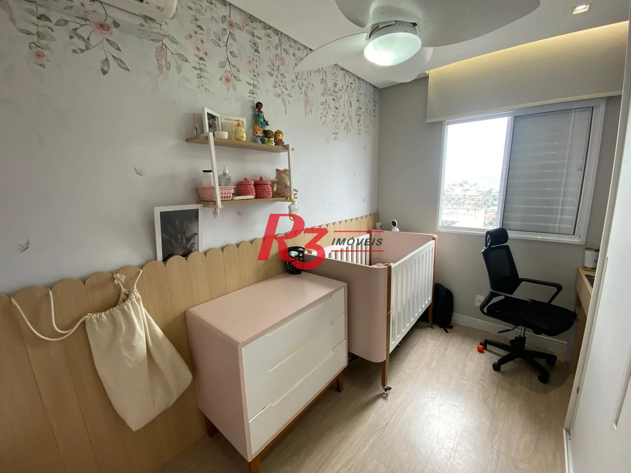 Apartamento com 2 dormitórios à venda, 82 m² por R$ 725.000,00 - Estuário - Santos/SP