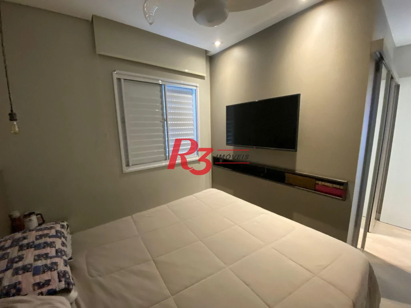 Apartamento com 2 dormitórios à venda, 82 m² por R$ 725.000,00 - Estuário - Santos/SP
