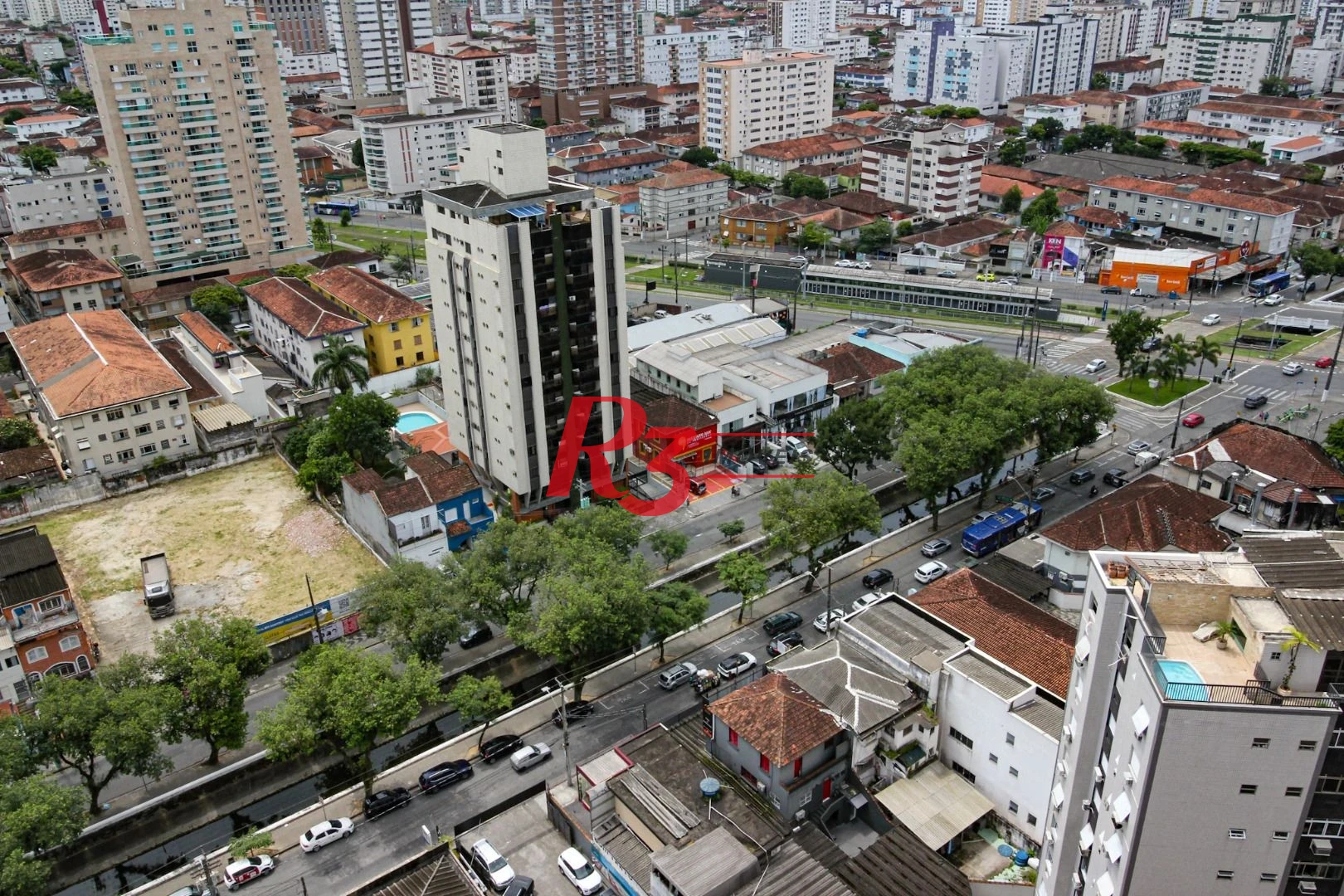 Apartamento com 2 dormitórios à venda, 131 m² por R$ 1.950.000,00 - Gonzaga - Santos/SP