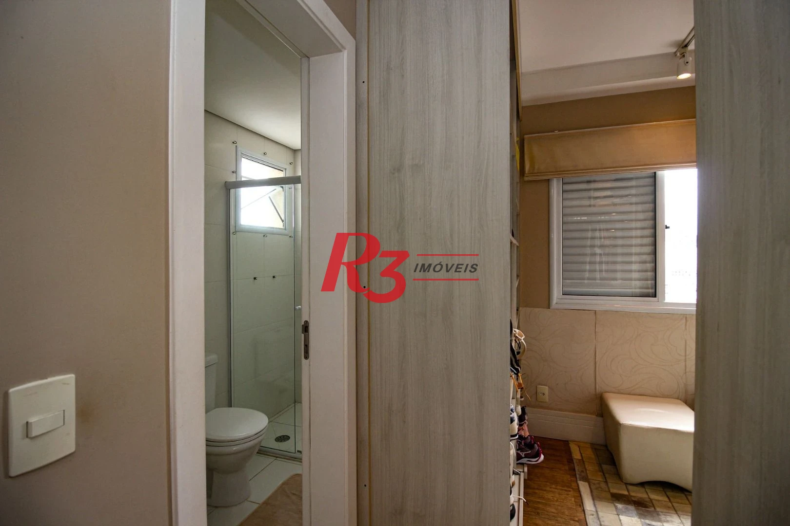 Apartamento com 2 dormitórios à venda, 131 m² por R$ 1.950.000,00 - Gonzaga - Santos/SP