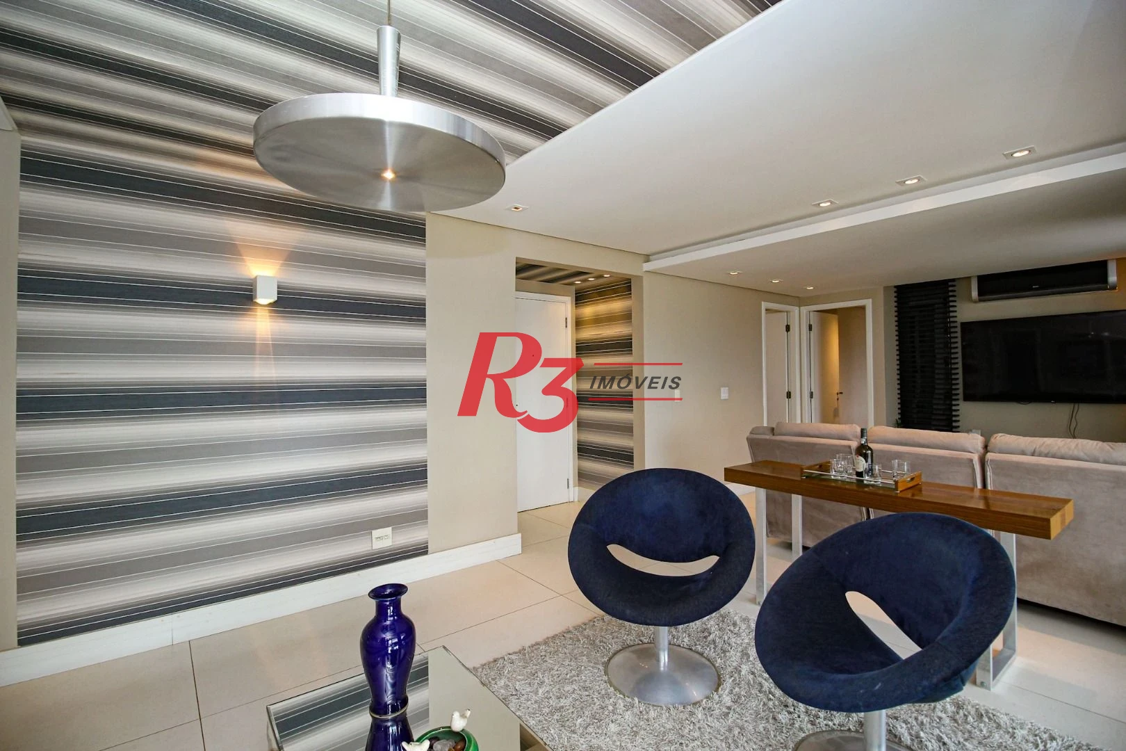 Apartamento com 2 dormitórios à venda, 131 m² por R$ 1.950.000,00 - Gonzaga - Santos/SP