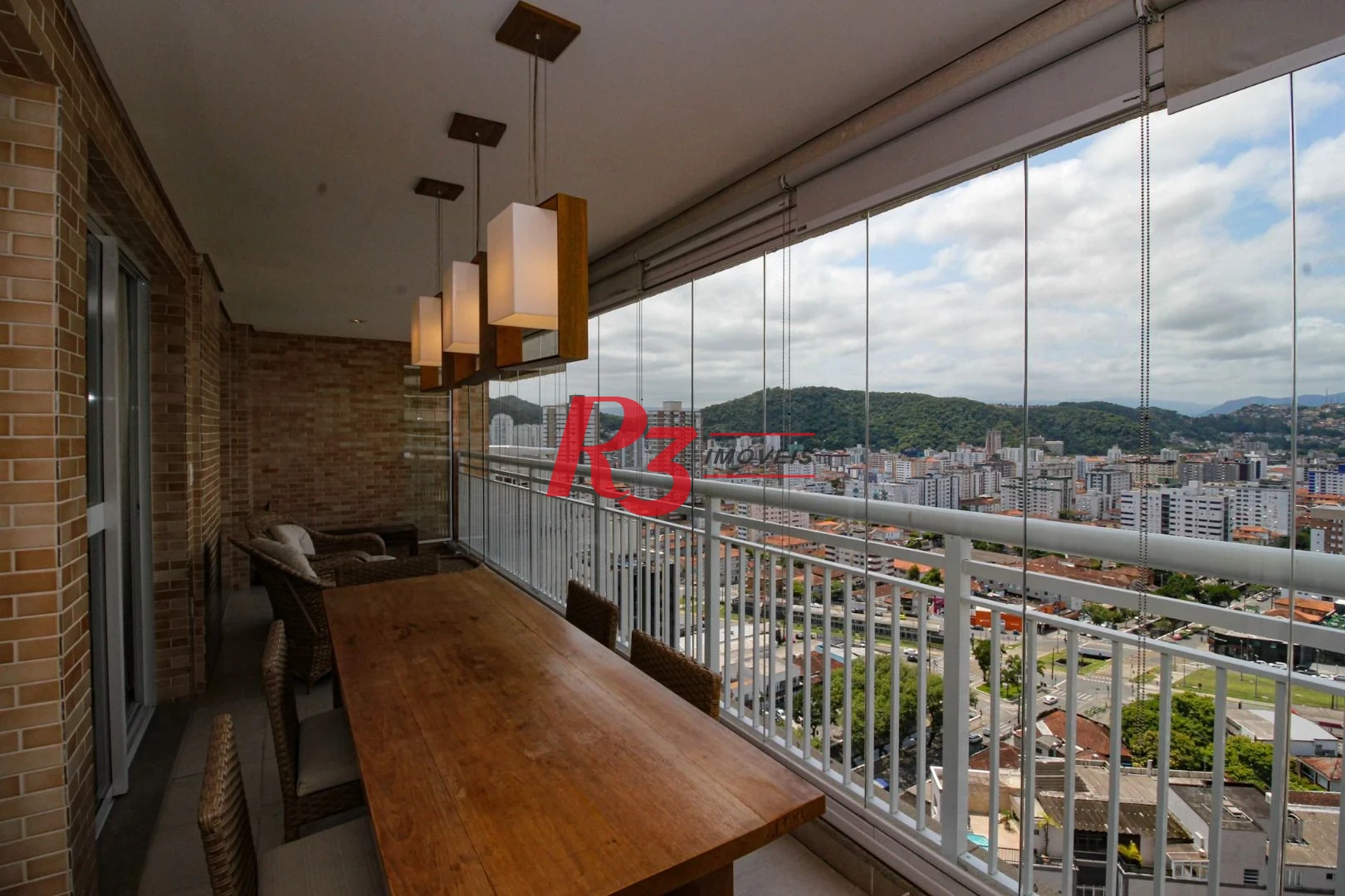 Apartamento com 2 dormitórios à venda, 131 m² por R$ 1.950.000,00 - Gonzaga - Santos/SP
