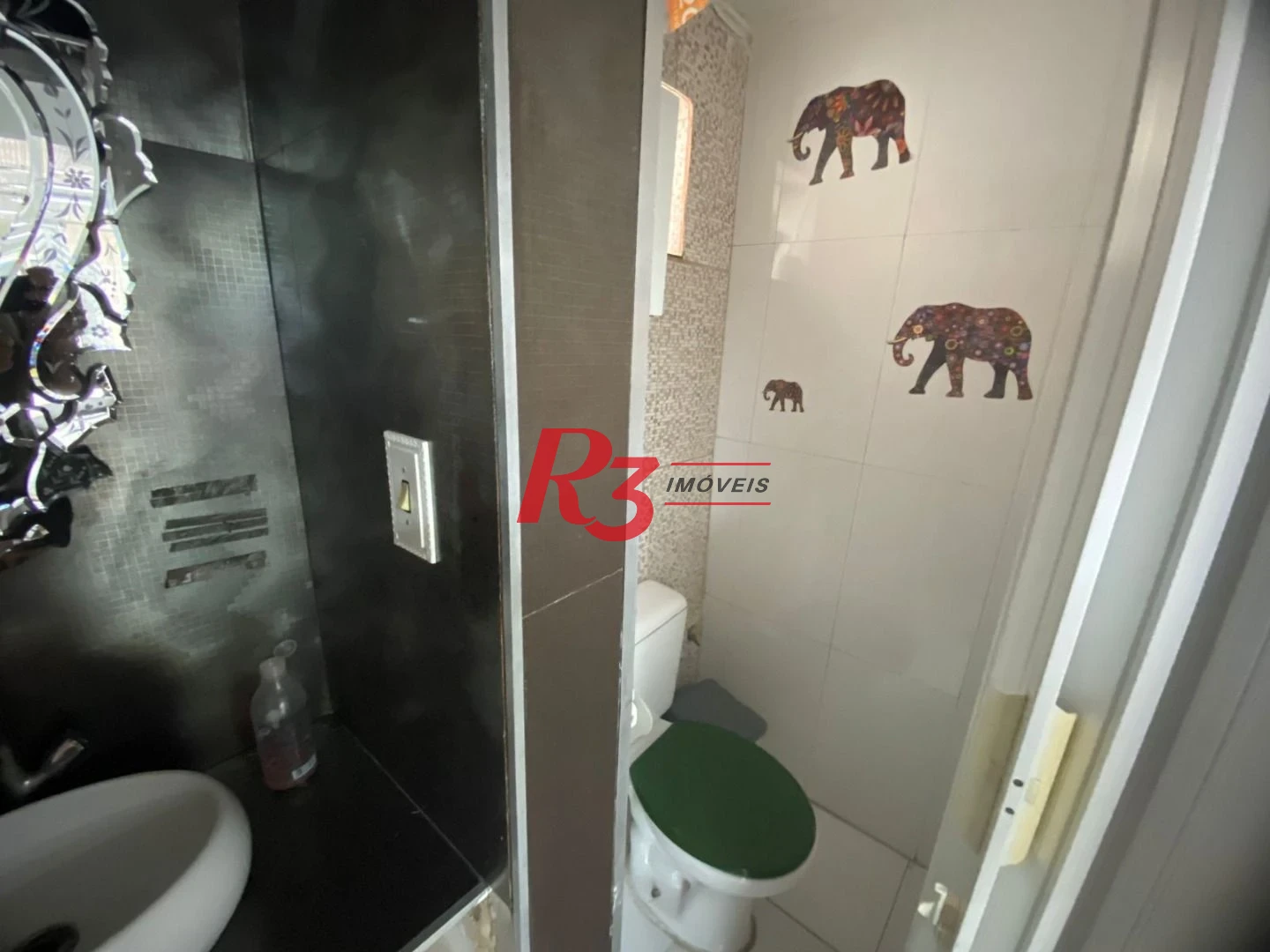 Loja à venda, 60 m² por R$ 360.000,00 - Gonzaga - Santos/SP