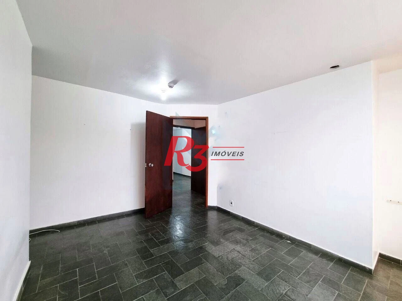 Sala para alugar, 71 m² por R$ 3.420,00/mês - Gonzaga - Santos/SP