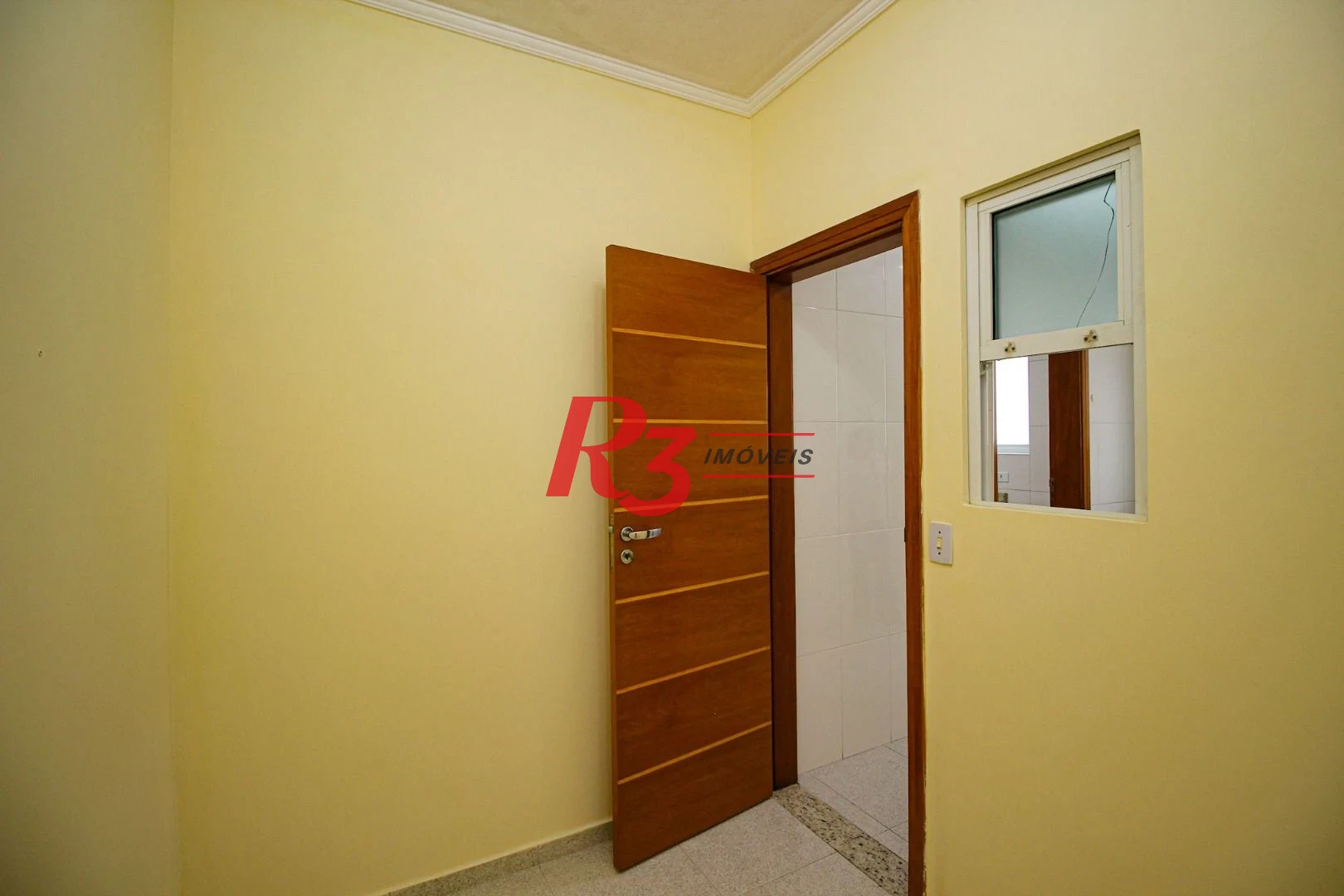 Casa com 4 dormitórios para alugar, 320 m² por R$ 10.000,00/mês - Gonzaga - Santos/SP