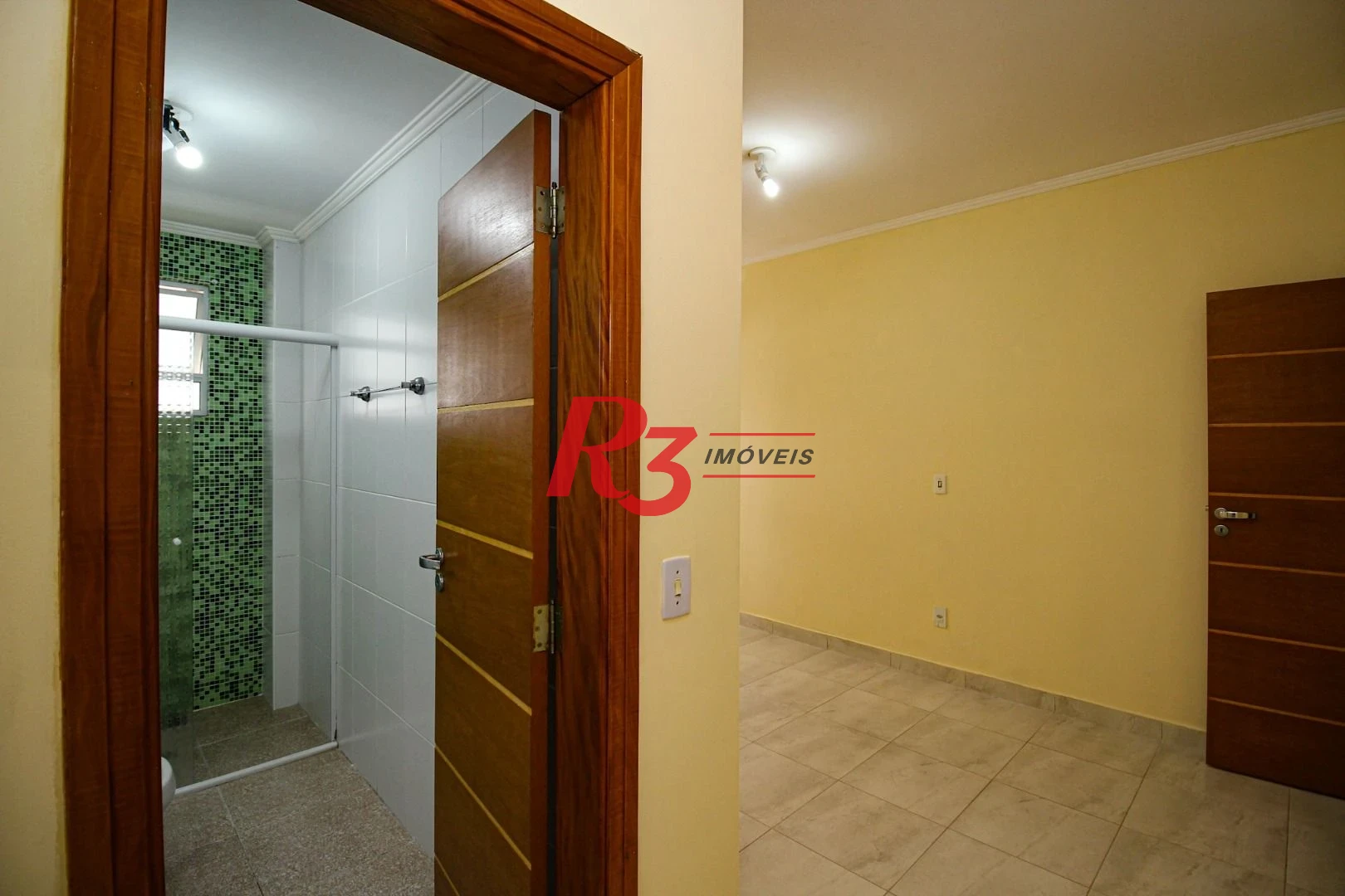 Casa com 4 dormitórios para alugar, 320 m² por R$ 10.000,00/mês - Gonzaga - Santos/SP