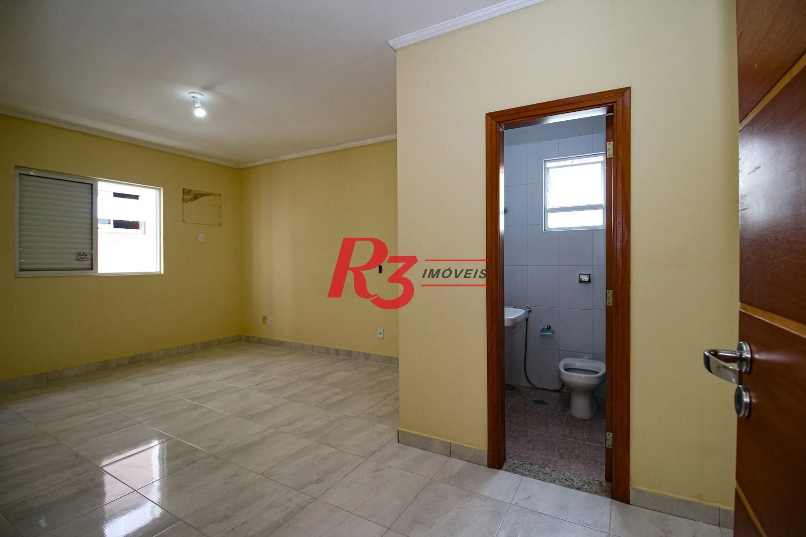 Casa com 4 dormitórios para alugar, 320 m² por R$ 10.000,00/mês - Gonzaga - Santos/SP