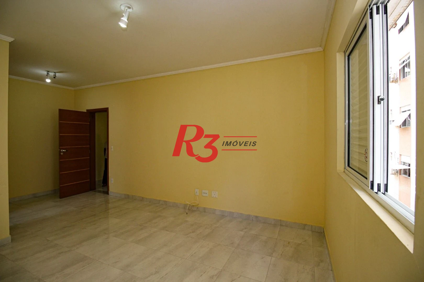 Casa com 4 dormitórios para alugar, 320 m² por R$ 10.000,00/mês - Gonzaga - Santos/SP