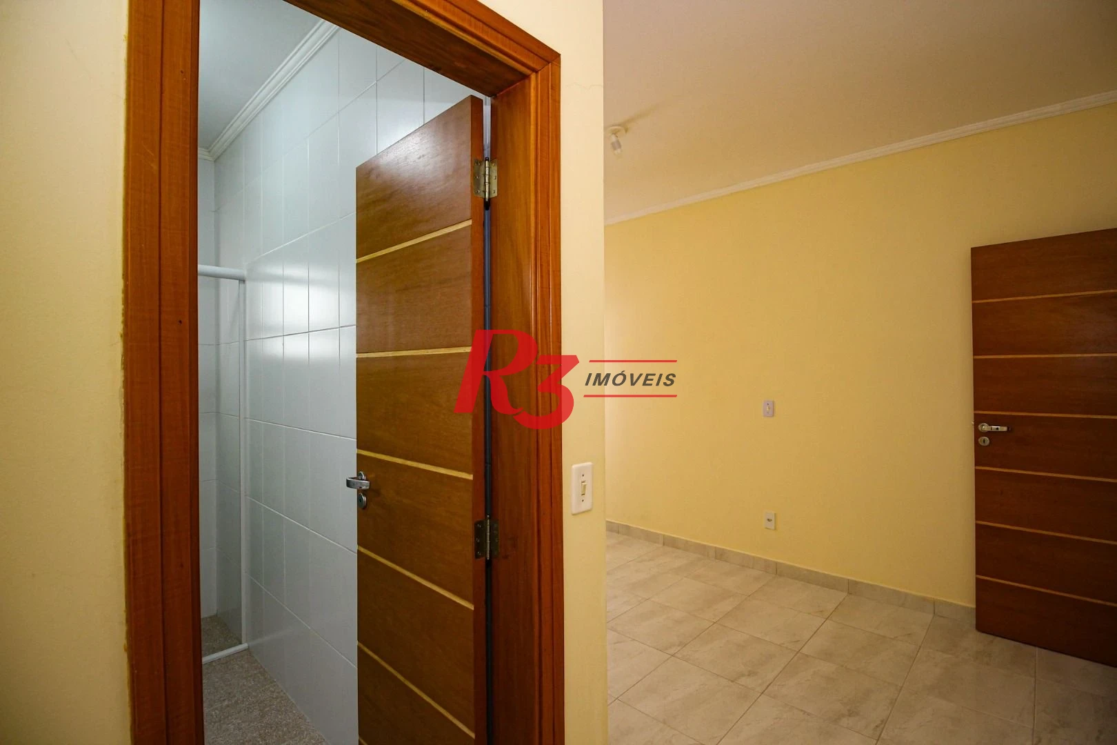 Casa com 4 dormitórios para alugar, 320 m² por R$ 10.000,00/mês - Gonzaga - Santos/SP