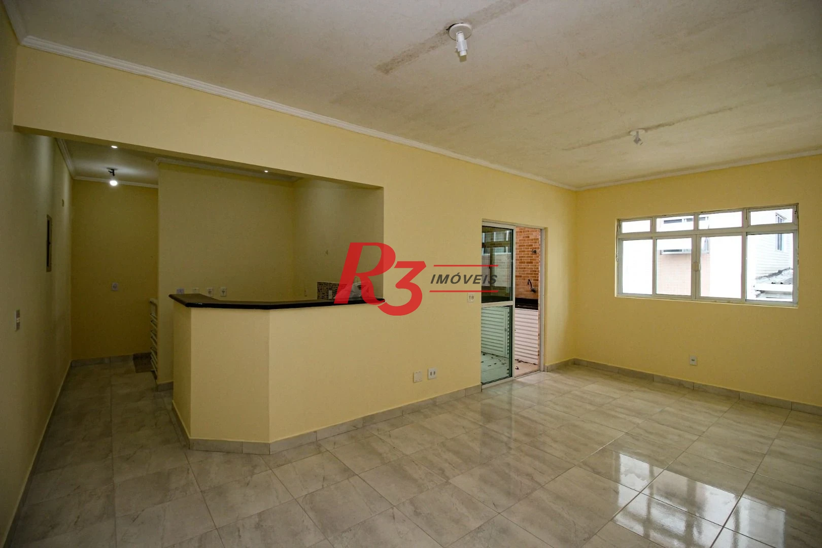 Casa com 4 dormitórios para alugar, 320 m² por R$ 10.000,00/mês - Gonzaga - Santos/SP