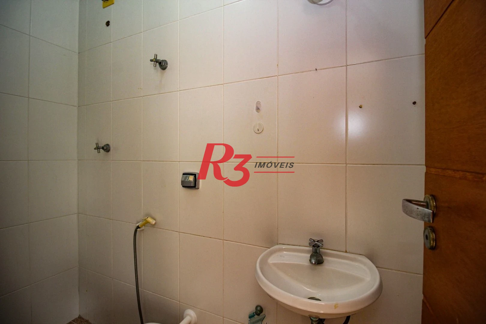 Casa com 4 dormitórios para alugar, 320 m² por R$ 10.000,00/mês - Gonzaga - Santos/SP