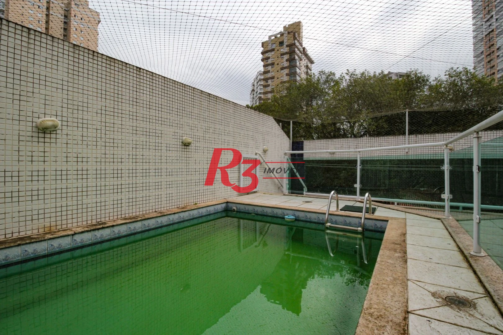 Casa com 4 dormitórios para alugar, 320 m² por R$ 10.000,00/mês - Gonzaga - Santos/SP