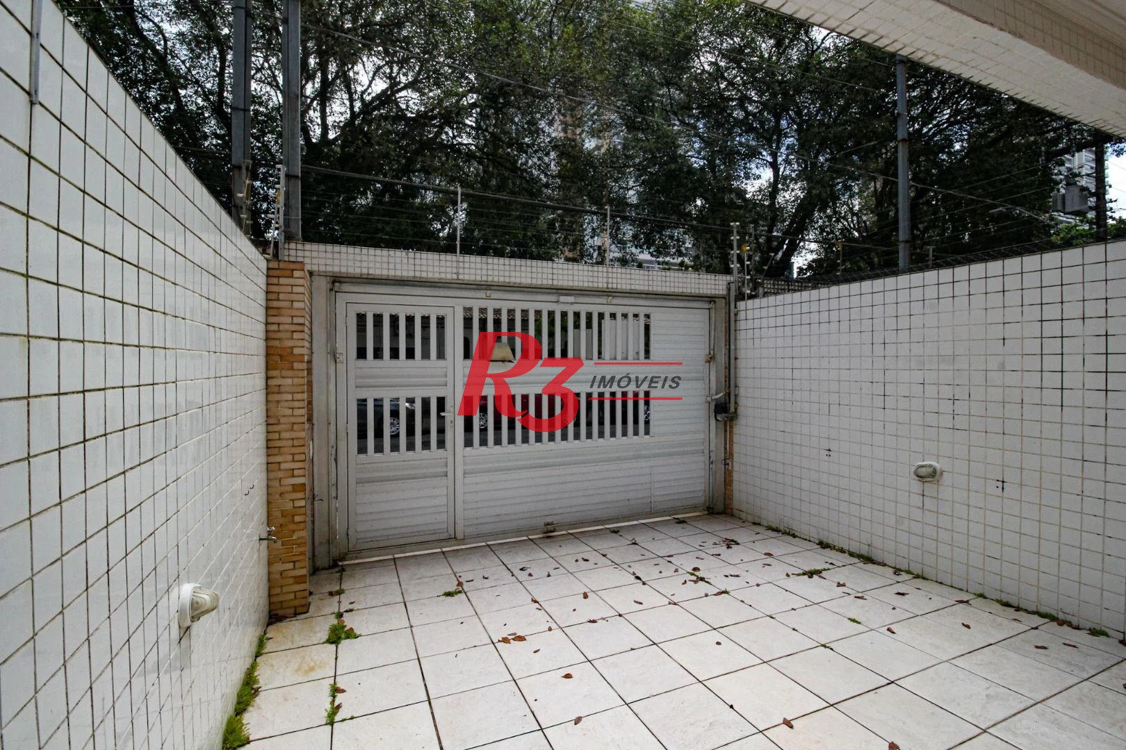Casa com 4 dormitórios para alugar, 320 m² por R$ 10.000,00/mês - Gonzaga - Santos/SP